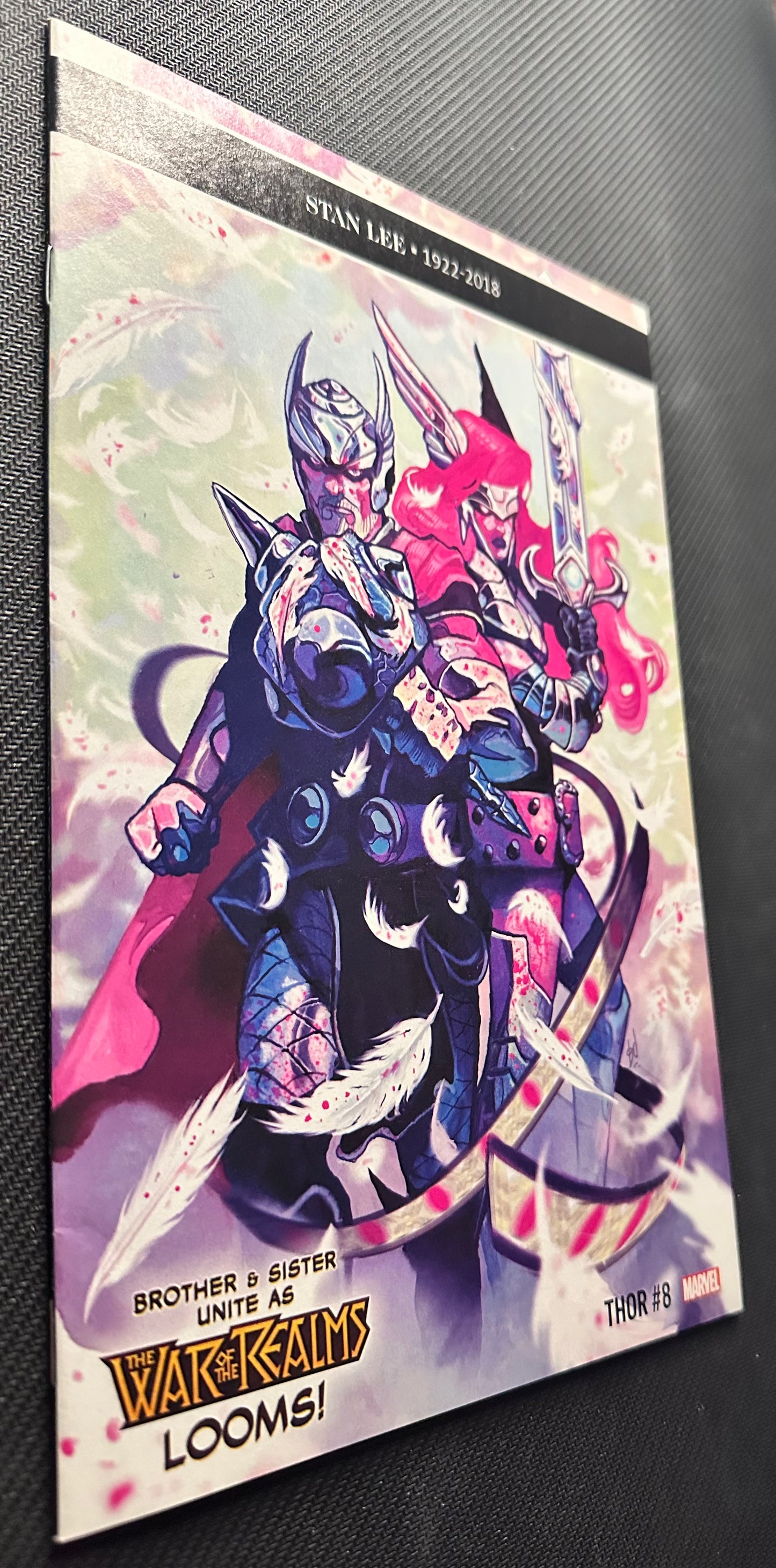 Thor #8 - Stan Lee Tribute Varient - War of the Realms Looms